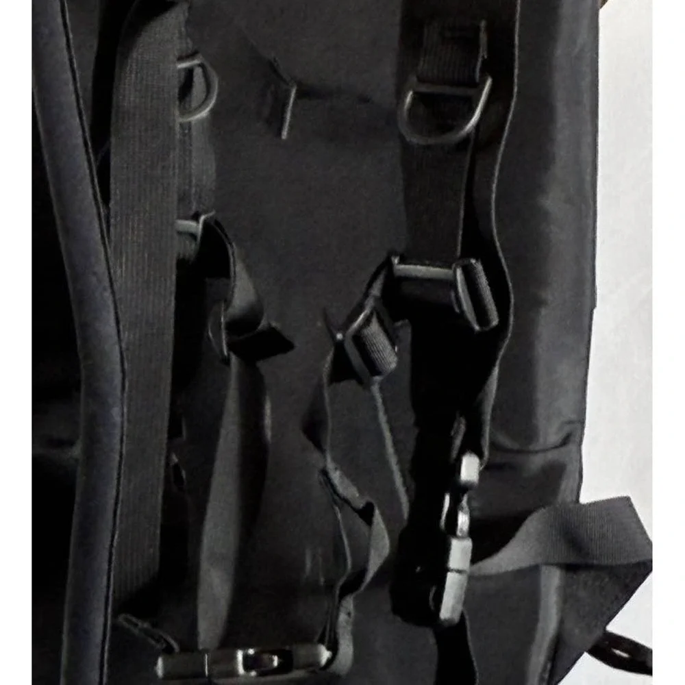 HydraMax Hydration Backpack Black Tactical Hiking Cycling Gorpcore NWT Outdoorsy